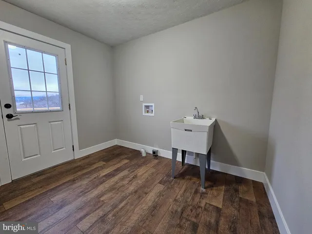 $399,900 | 315 Cherry Ln Drive, Chambersburg, PA 17202