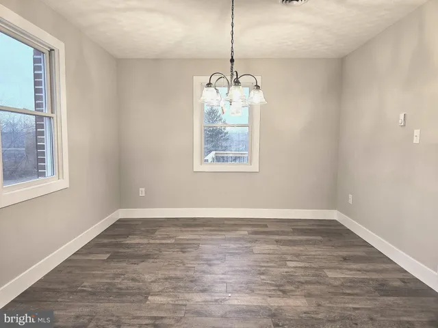 $399,900 | 315 Cherry Ln Drive, Chambersburg, PA 17202