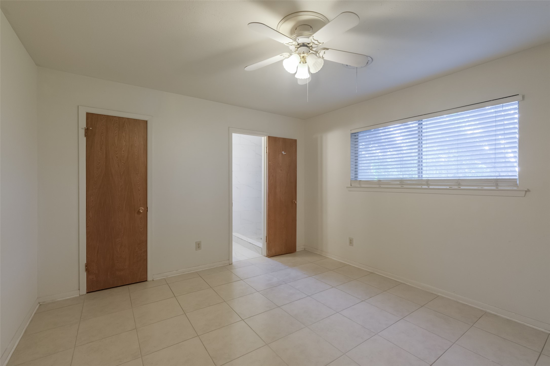 7614 Grape Street Houston, TX 77074 - Photo 10 of 18