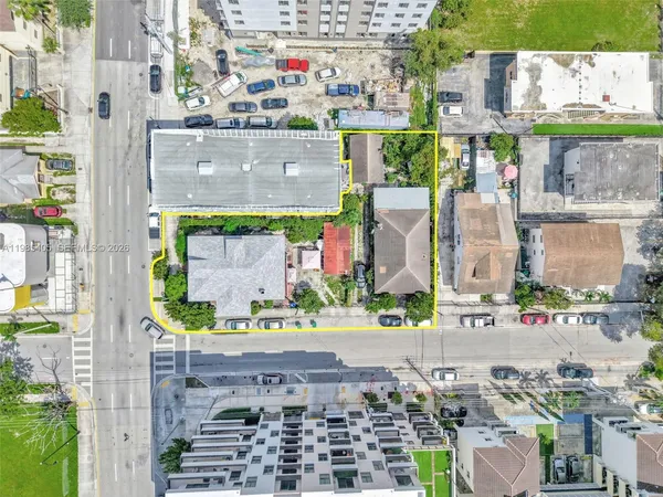 $2,299,999 | 676 Southwest 119 1st Street, Miami, FL 33132