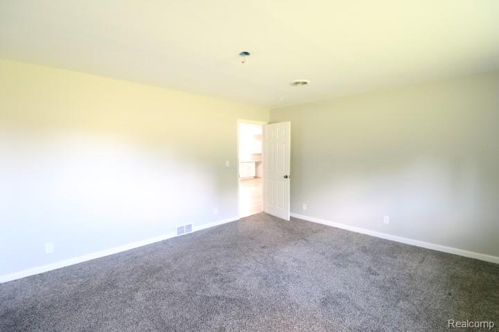 15021 Speaker Road Yale, MI 48097 - Photo 7 of 14 Gallery Image 7