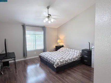$520,000 | 8551 Summer Knoll Way, Elk Grove, CA 95624
