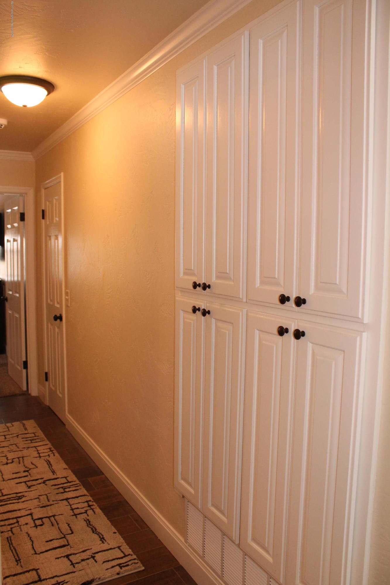 6002 Calumet Road Amarillo, TX 79106 - Photo 25 of 38 Storage in Hall
