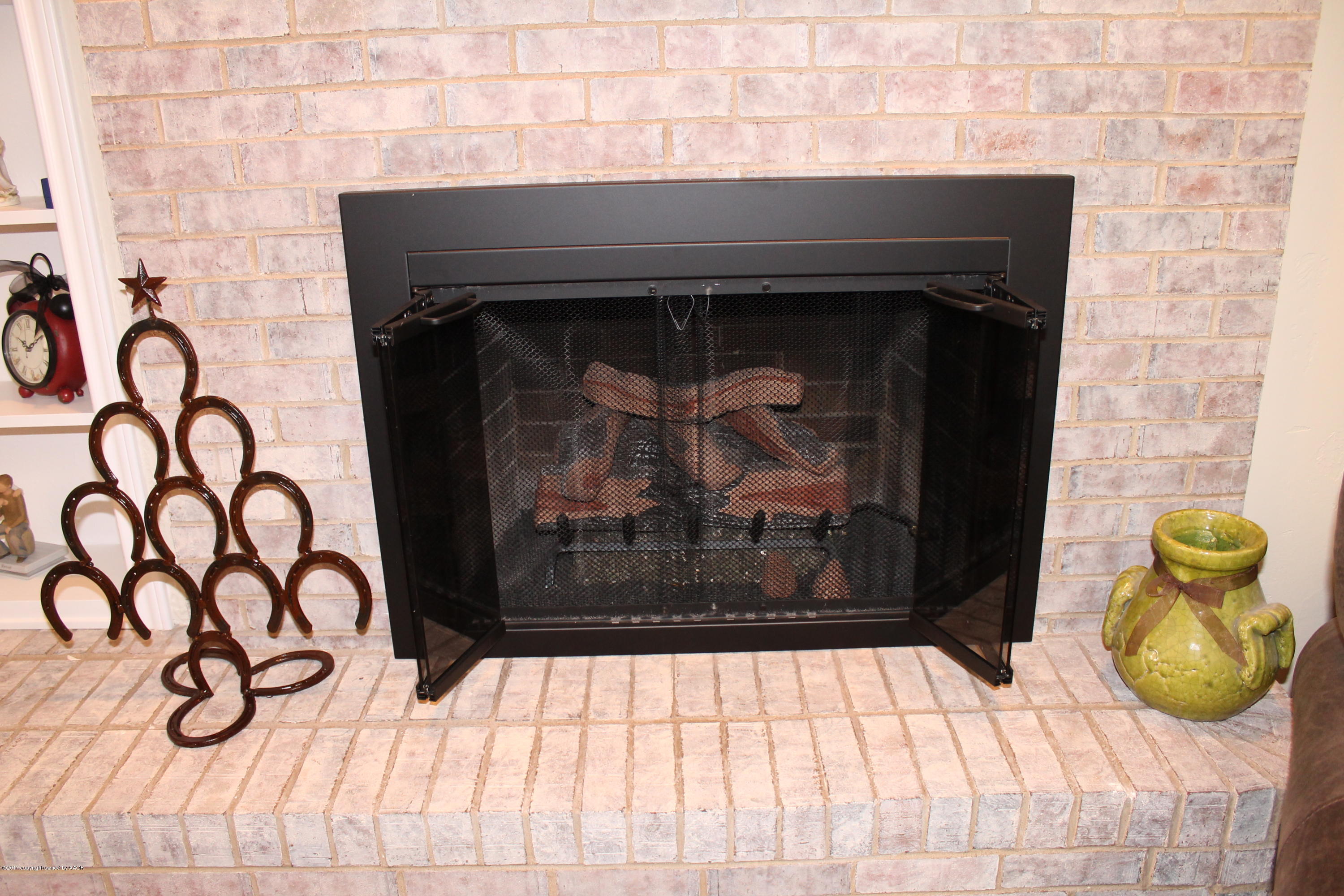 6002 Calumet Road Amarillo, TX 79106 - Photo 8 of 38 Fire Place