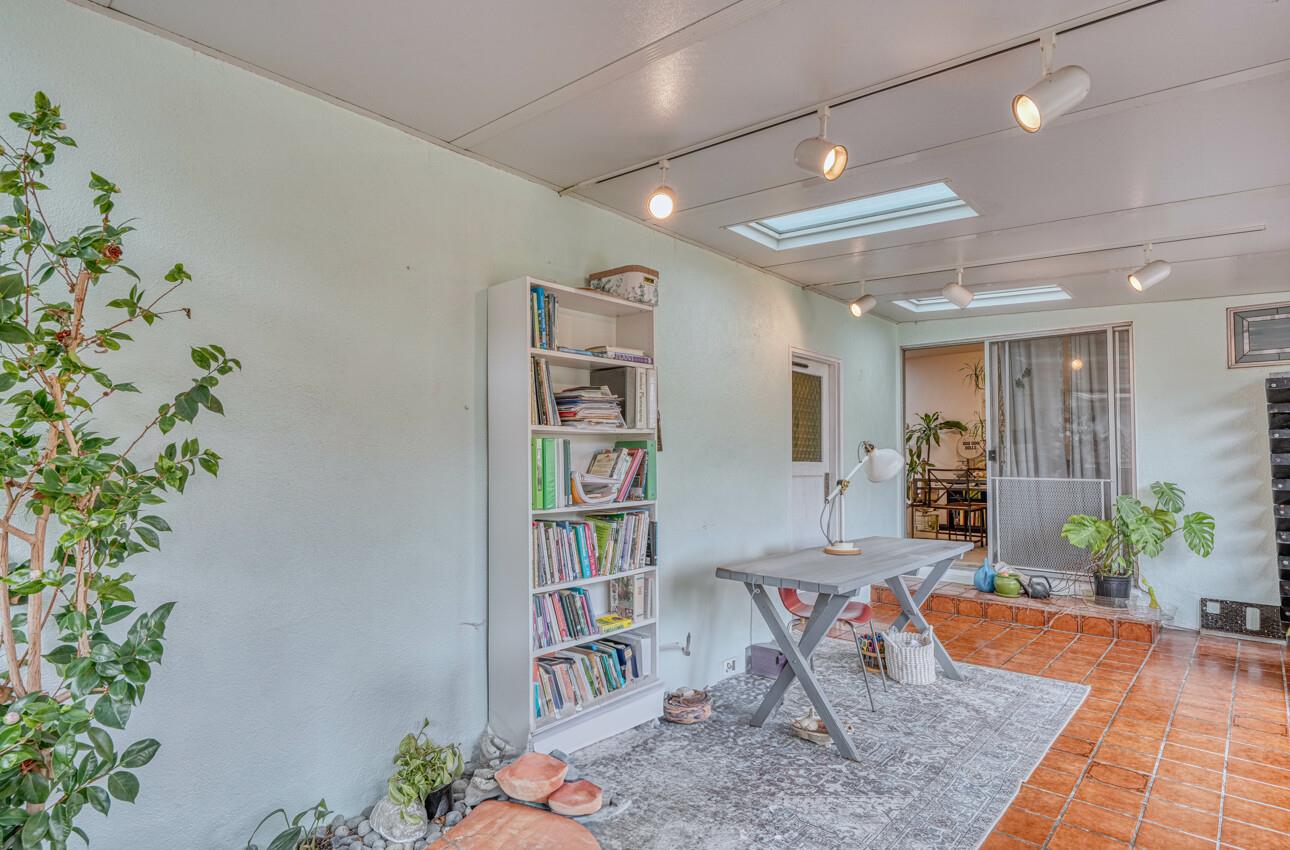 828 Bedford Drive Salinas, CA 93901 - Photo 14 of 32