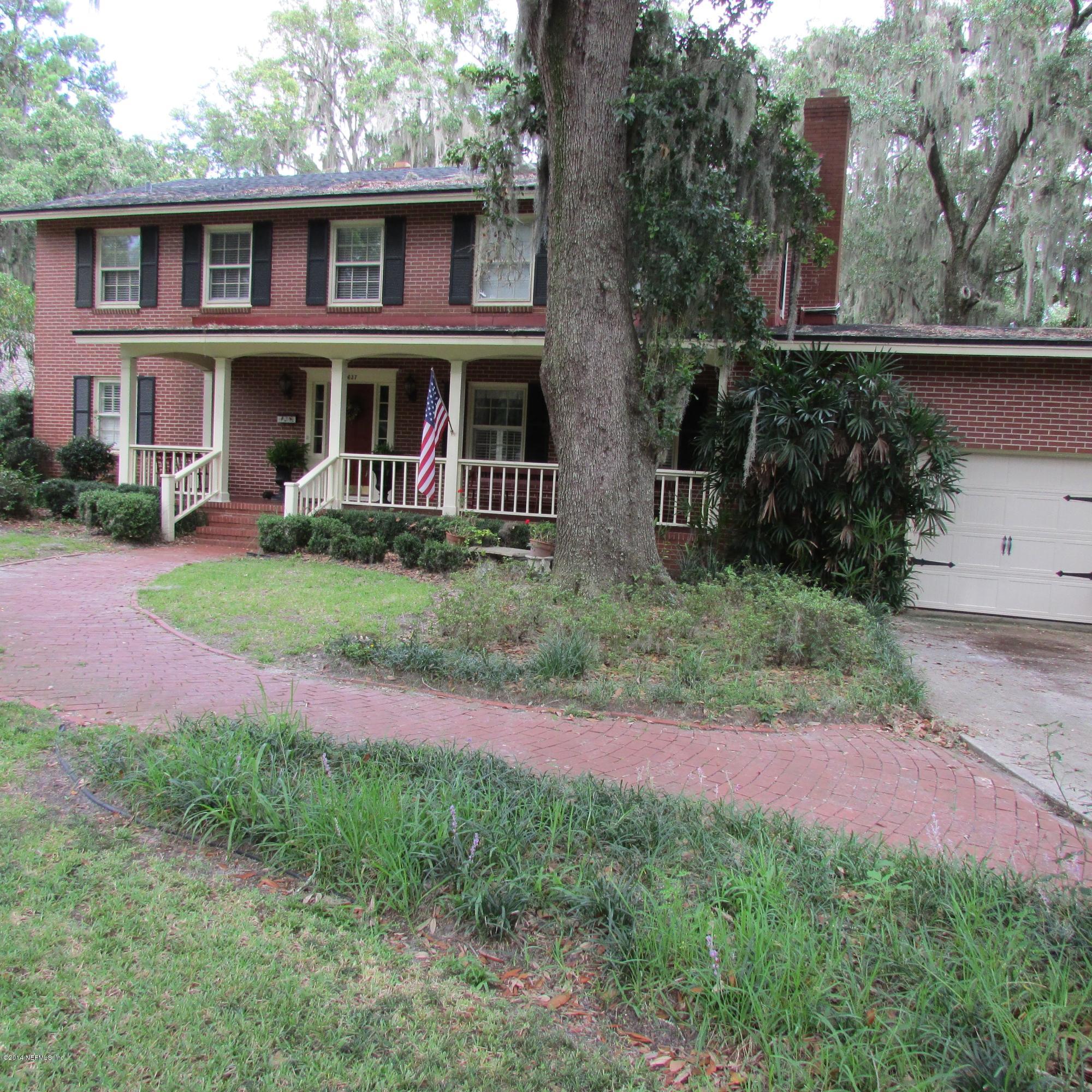 2637 Red Fox Road Orange Park, FL 32073 - Photo 3 of 29 Front walkway