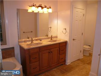 493 D Harmon Road Philadelphia, PA 19128 - Photo 7 of 11 Bathroom
