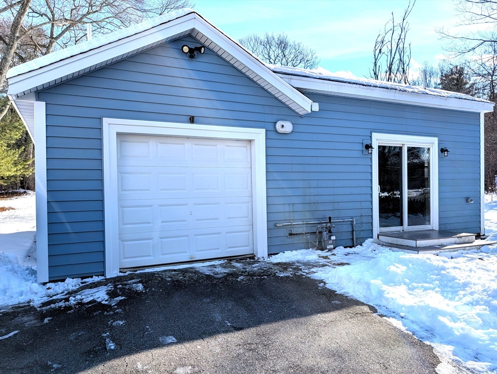 376 Treble Cove Road Billerica, MA 01862 - Photo 5 of 41