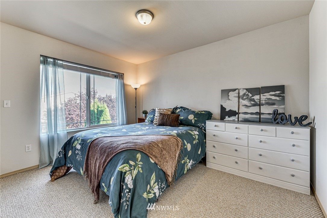 3812 155th Place Southeast Bothell, WA 98012 - Photo 24 of 36 Gallery Image 24