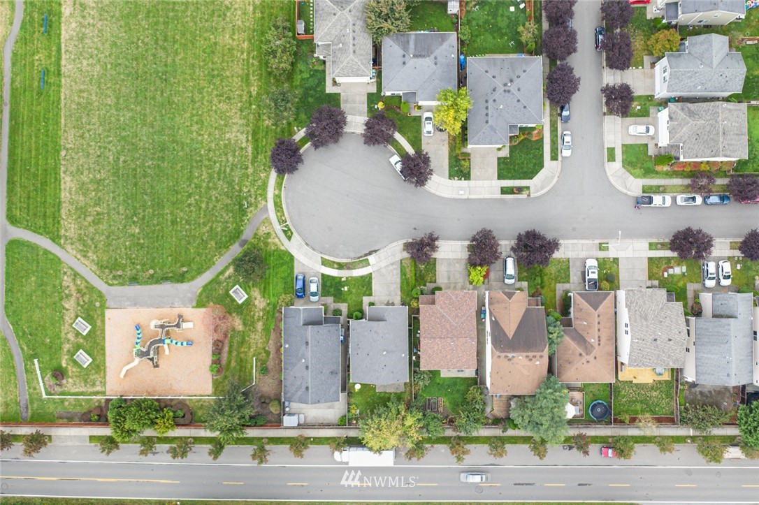 3812 155th Place Southeast Bothell, WA 98012 - Photo 34 of 36 Gallery Image 34