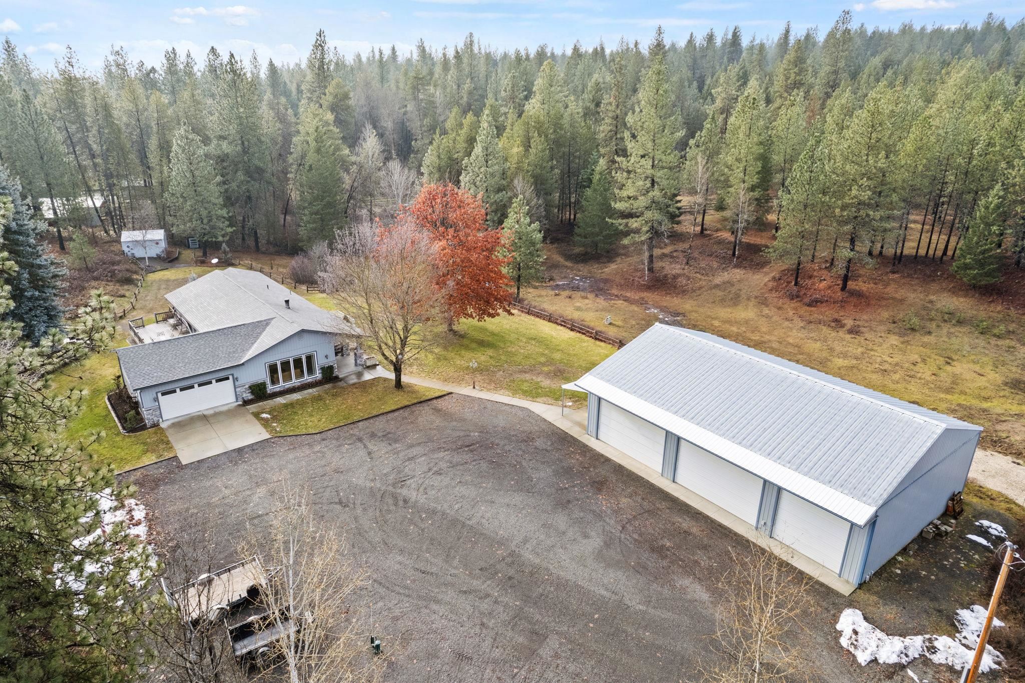 23605 North Crescent Road Chattaroy, WA 99003 - Photo 1 of 47