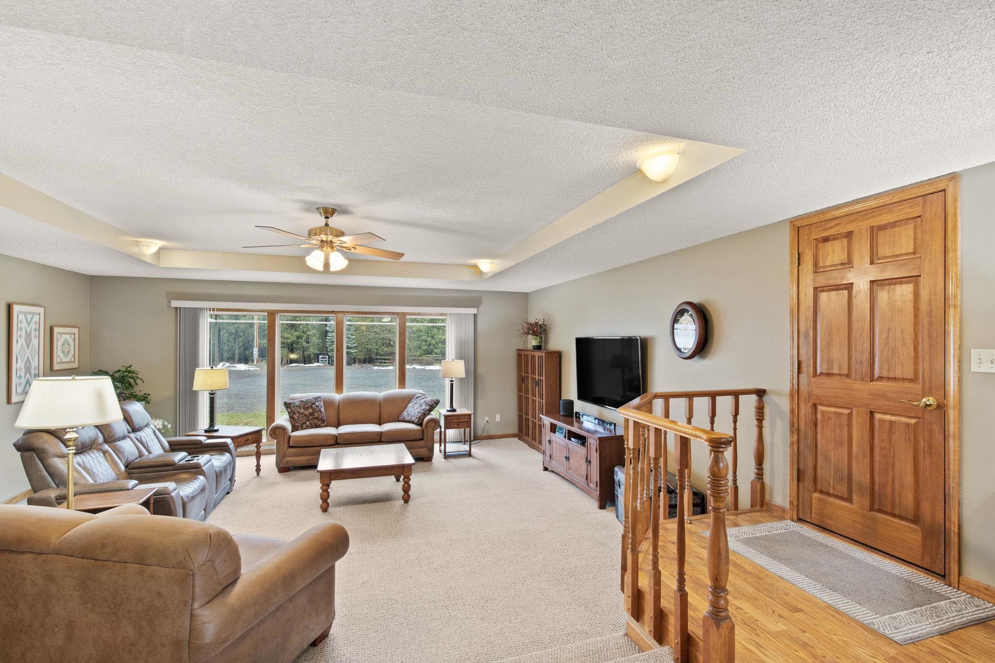 23605 North Crescent Road Chattaroy, WA 99003 - Photo 12 of 47