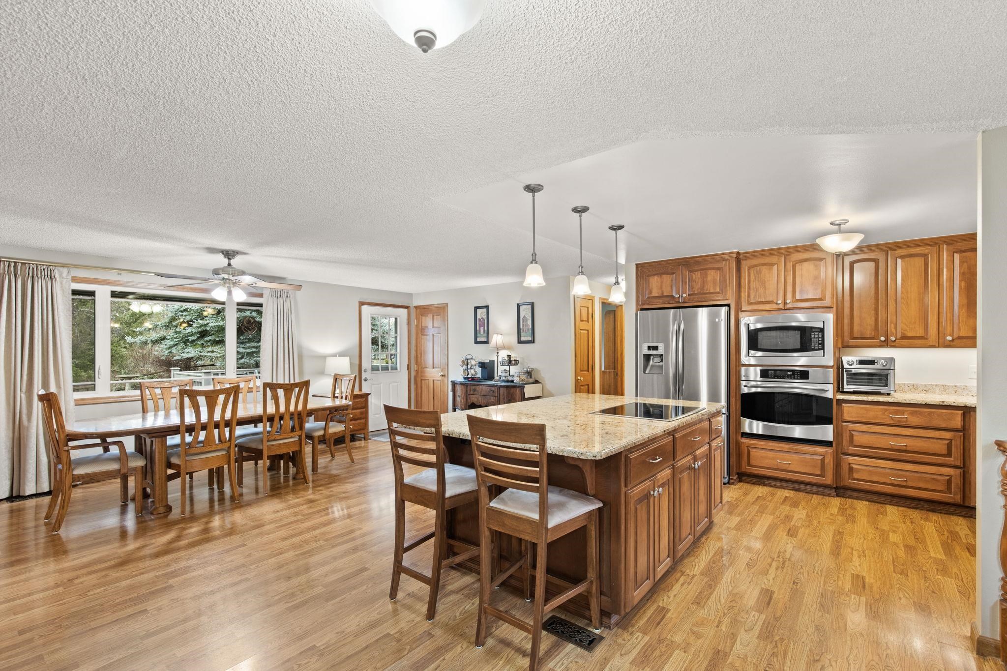 23605 North Crescent Road Chattaroy, WA 99003 - Photo 6 of 47