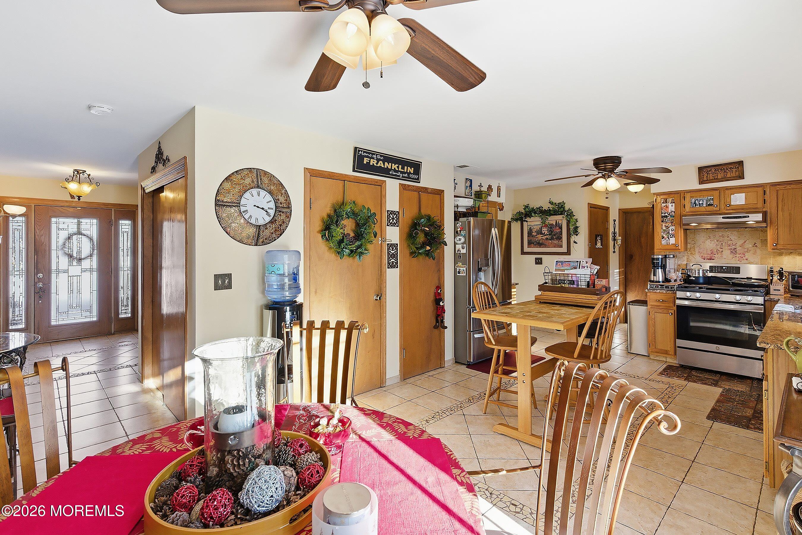 28 Jacob Drive Howell, NJ 07731 - Photo 16 of 52 25-Kitchen 1F
