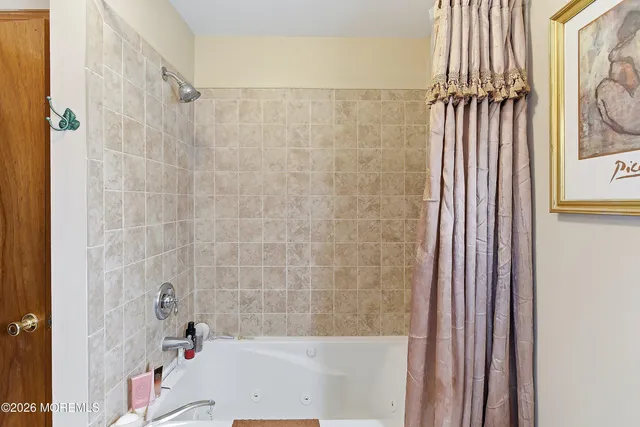 $819,000 | 28 Jacob Drive, Howell, NJ 07731