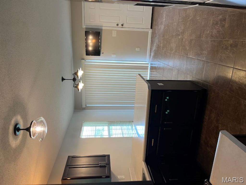2705 Keebler Road Maryville, IL 62062 - Photo 4 of 12 Gallery Image 4