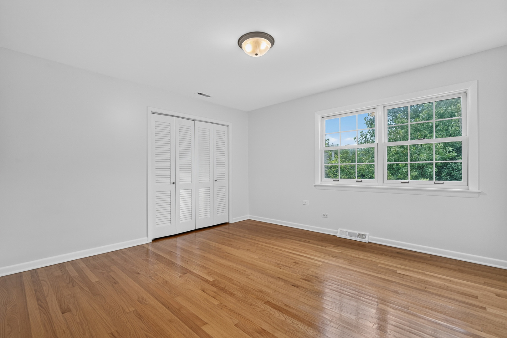 2100 Stirling Road Bannockburn, IL 60015 - Photo 23 of 48 Gallery Image 23