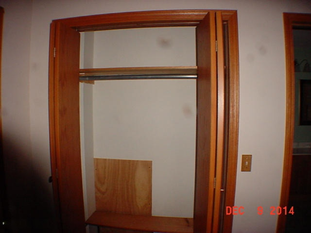 2118 Becker Road Muskegon, MI 49445 - Photo 13 of 40 Closet2