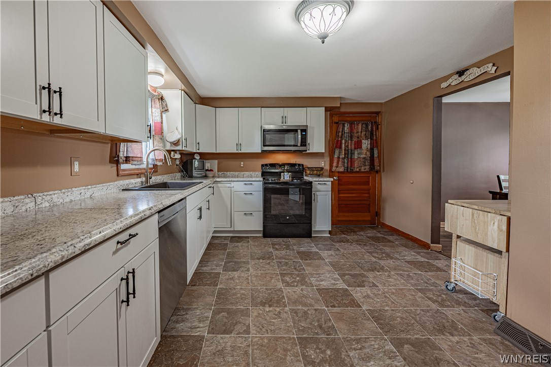 2981 Pearce Road Sanborn, NY 14132 - Photo 13 of 46 Gallery Image 13