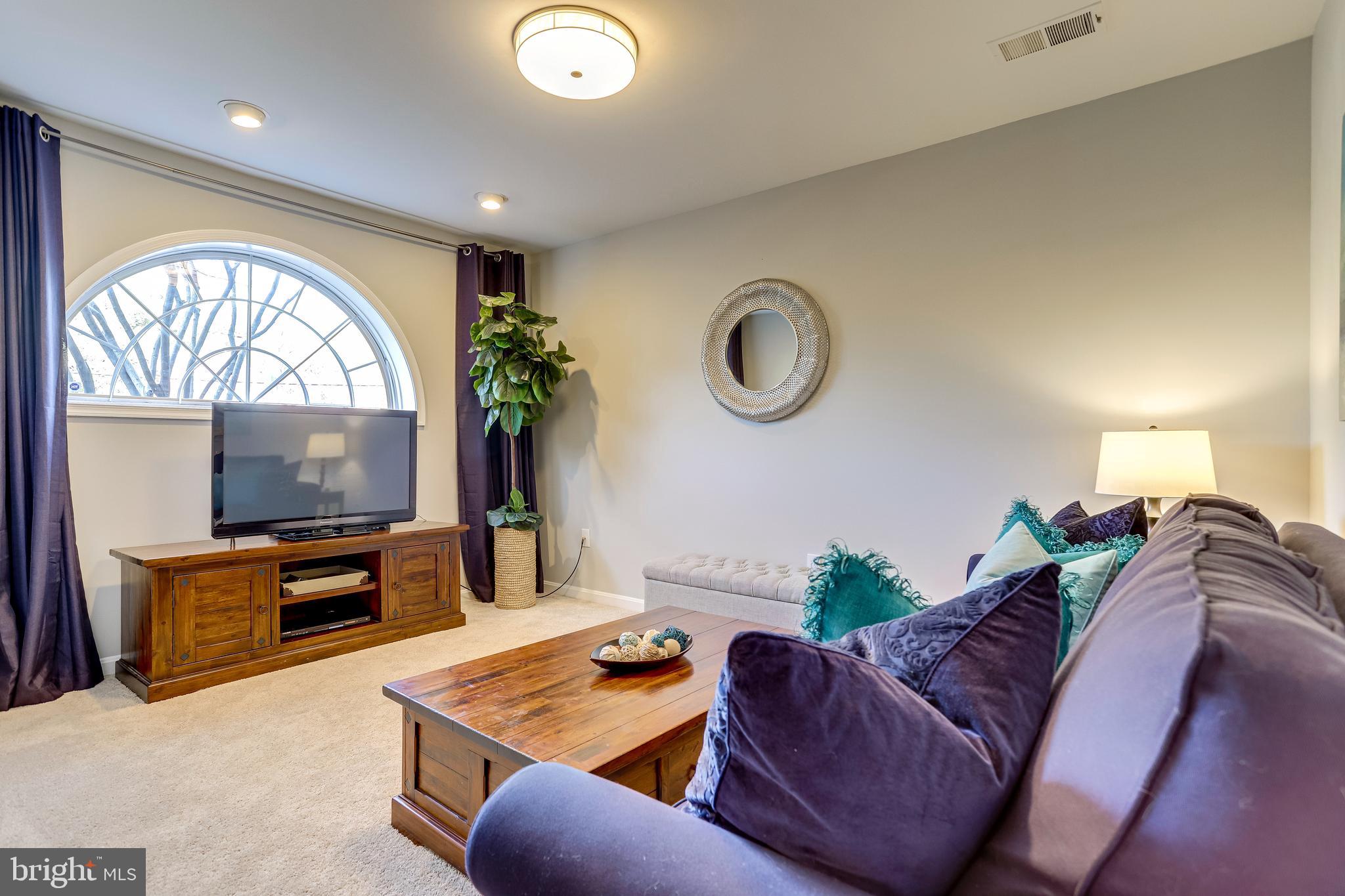3064 South Glebe Road Arlington, VA 22206 - Photo 53 of 72 Recreation Room/Office or Den