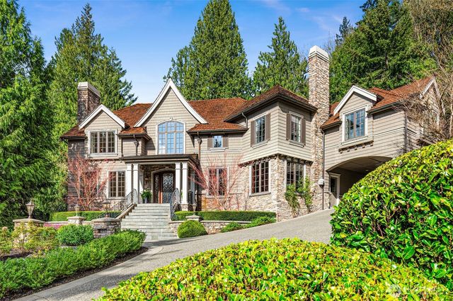 $3,988,000 | 20424 Northeast 64th Place, Redmond, WA 98053