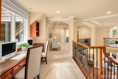 $3,988,000 | 20424 Northeast 64th Place, Redmond, WA 98053