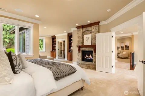 $3,988,000 | 20424 Northeast 64th Place, Redmond, WA 98053