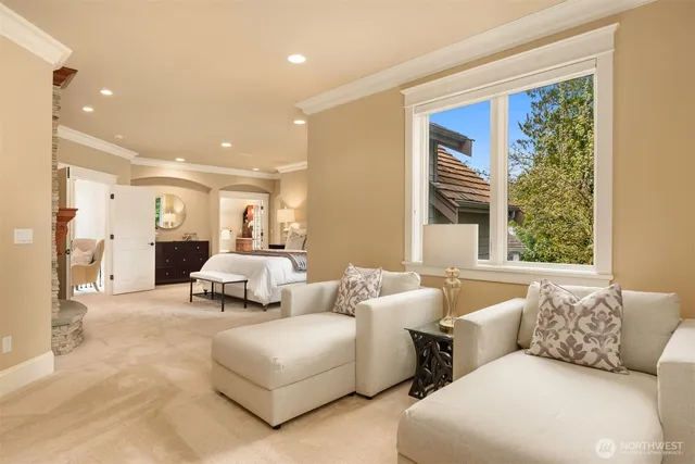 $3,988,000 | 20424 Northeast 64th Place, Redmond, WA 98053