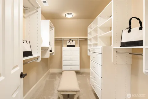 $3,988,000 | 20424 Northeast 64th Place, Redmond, WA 98053