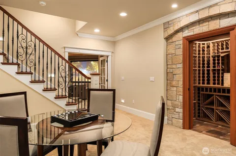 $3,988,000 | 20424 Northeast 64th Place, Redmond, WA 98053