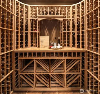 $3,988,000 | 20424 Northeast 64th Place, Redmond, WA 98053