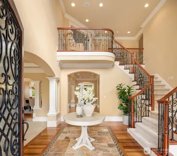 $3,988,000 | 20424 Northeast 64th Place, Redmond, WA 98053