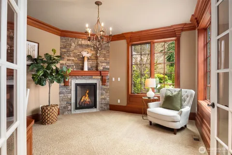 $3,988,000 | 20424 Northeast 64th Place, Redmond, WA 98053