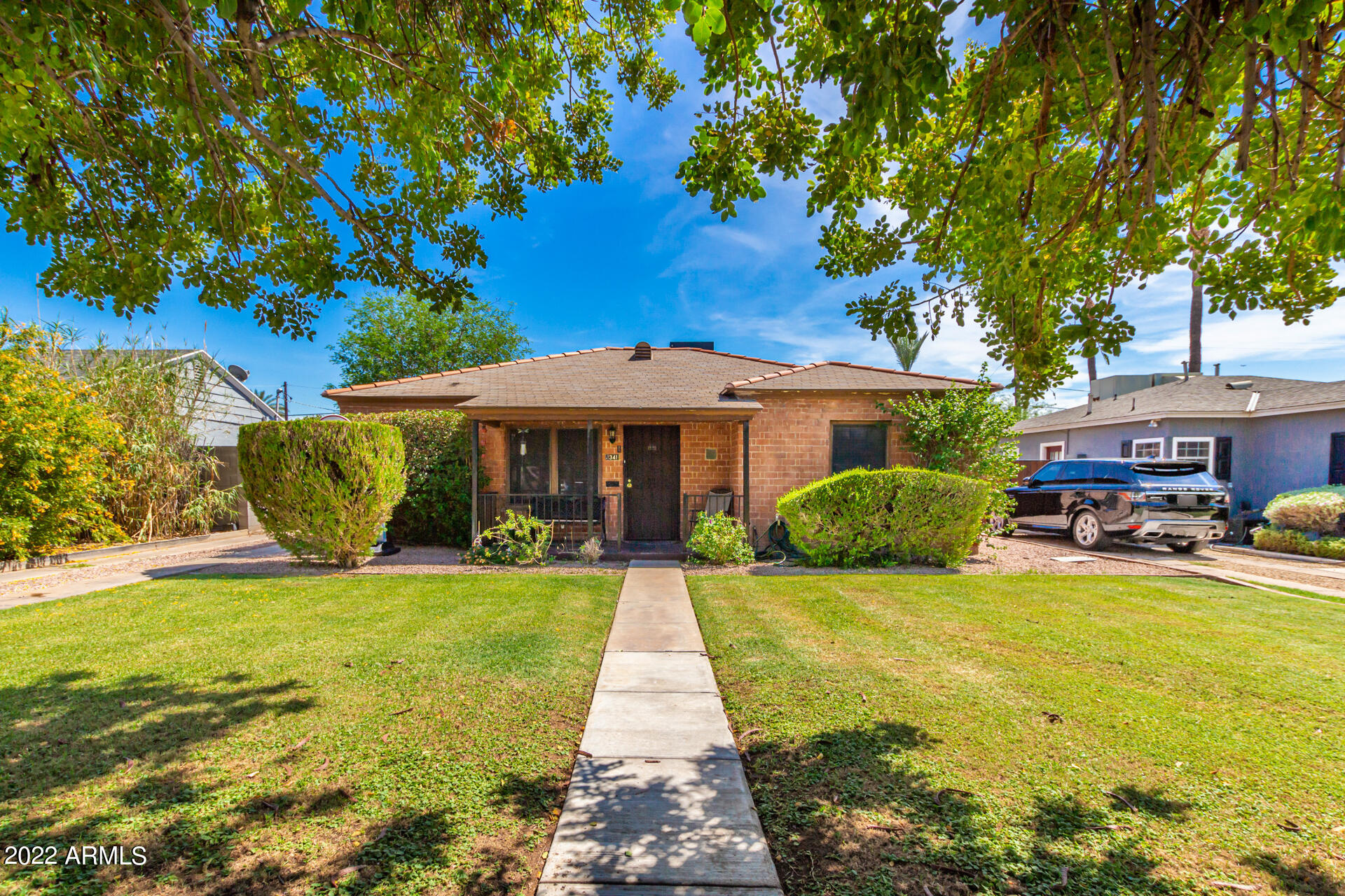 1341 East Granada Road Phoenix, AZ 85006 - Photo 2 of 18 0002-1 - Granada