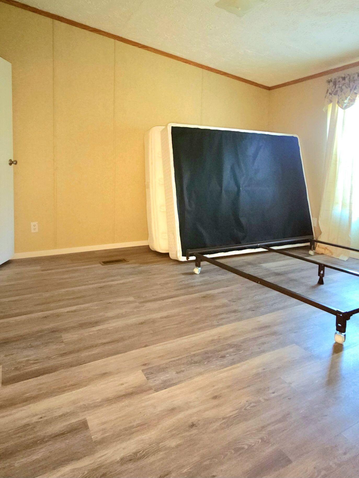 488 Hill Country Road Dunmore, WV 24934 - Photo 13 of 40 Gallery Image 13