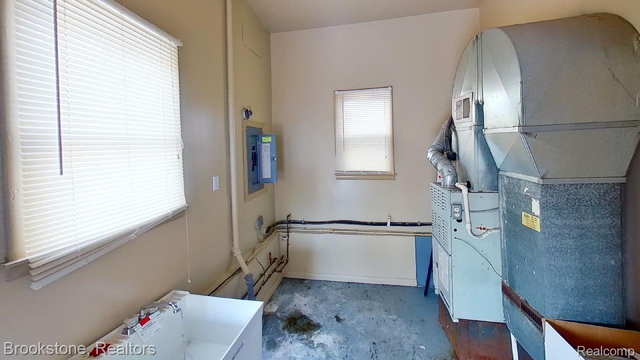 357 Frazier Street River Rouge, MI 48218 - Photo 11 of 11 357-Frazier-St-Photo-8.jpg