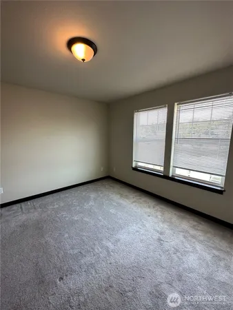 $2,350 | 3323 Hoyt Avenue, Unit D, Everett, WA 98201