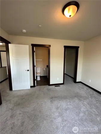 $2,350 | 3323 Hoyt Avenue, Unit D, Everett, WA 98201