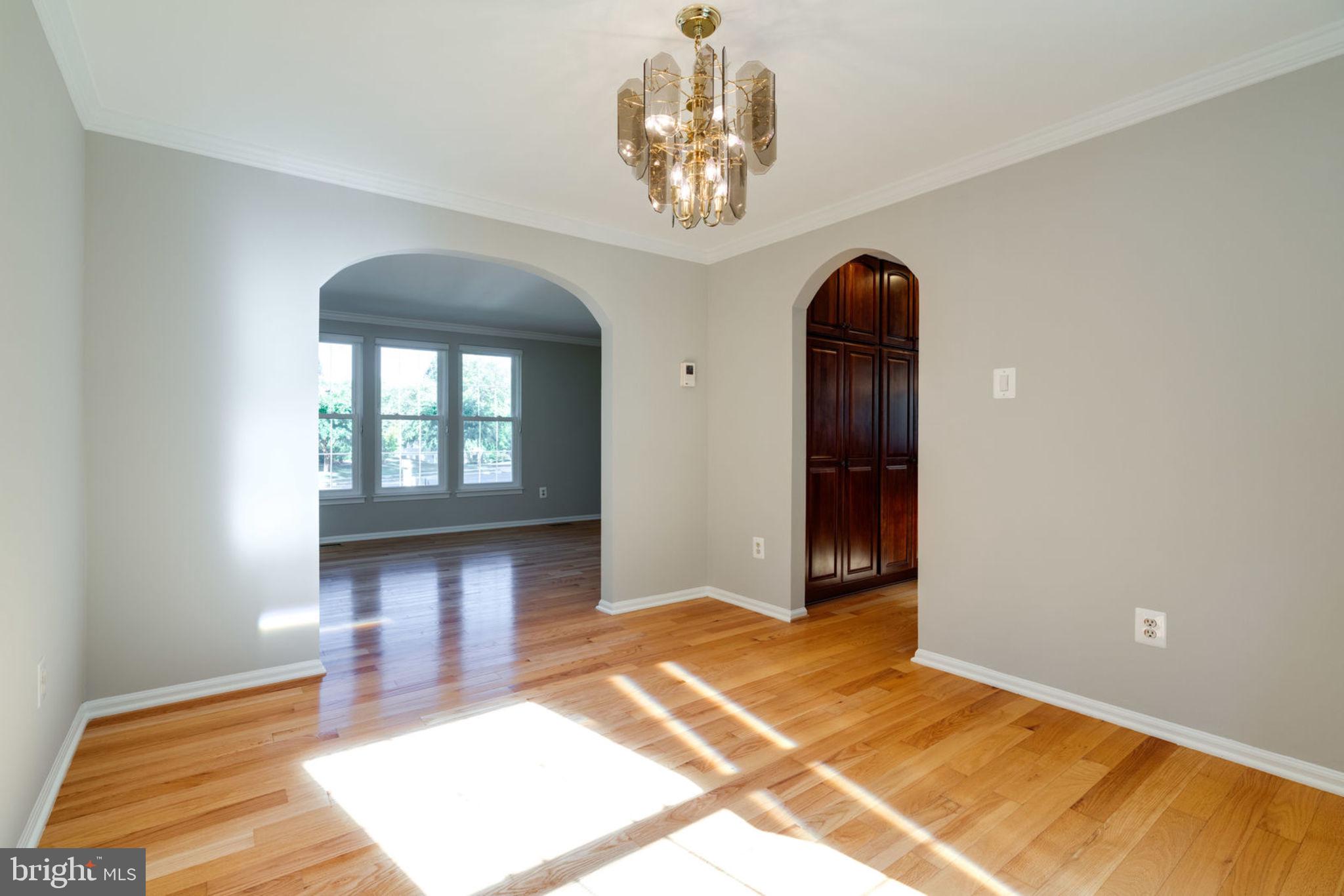 7820 Roundabout Way Springfield, VA 22153 - Photo 20 of 67 Dining Room
