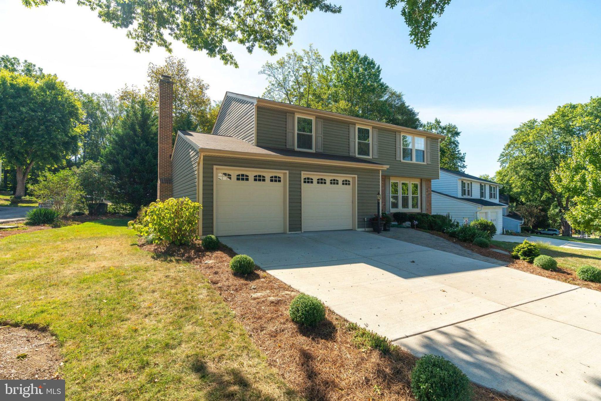 7820 Roundabout Way Springfield, VA 22153 - Photo 4 of 67 Front