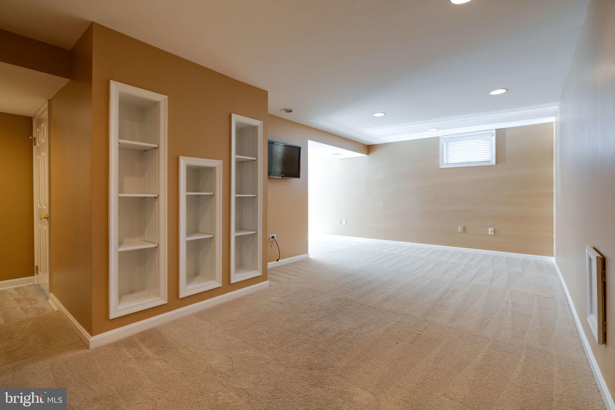 7820 Roundabout Way Springfield, VA 22153 - Photo 48 of 67 Family Room
