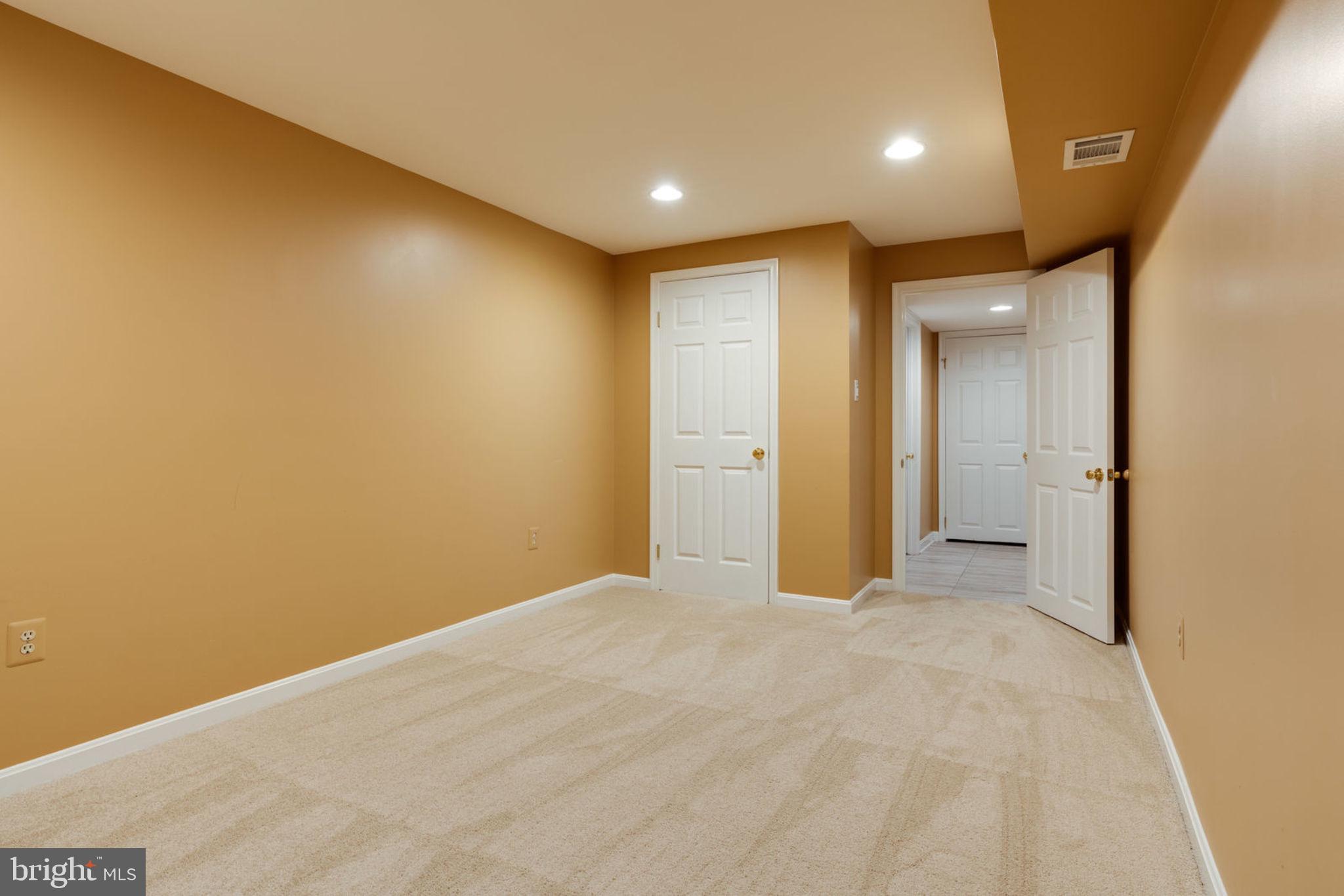 7820 Roundabout Way Springfield, VA 22153 - Photo 57 of 67 Den