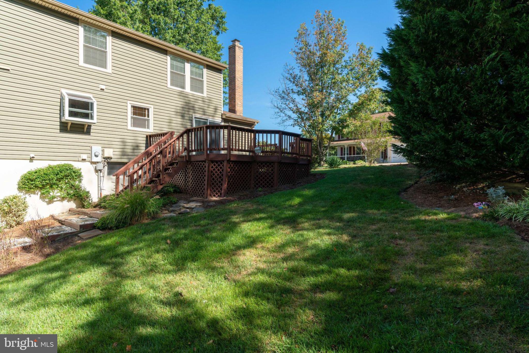 7820 Roundabout Way Springfield, VA 22153 - Photo 63 of 67 Rear