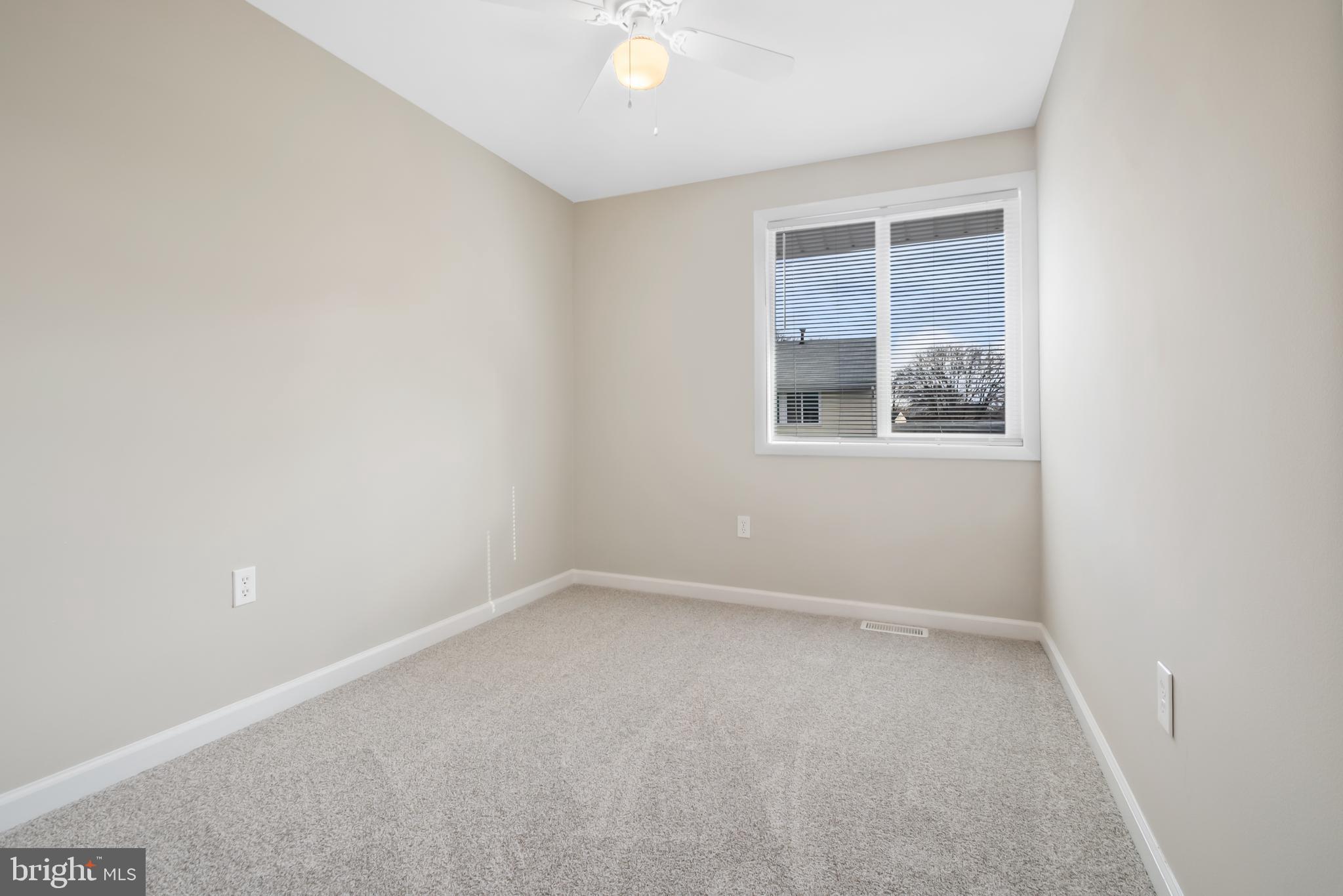 137 Arundel Road Pasadena, MD 21122 - Photo 21 of 32