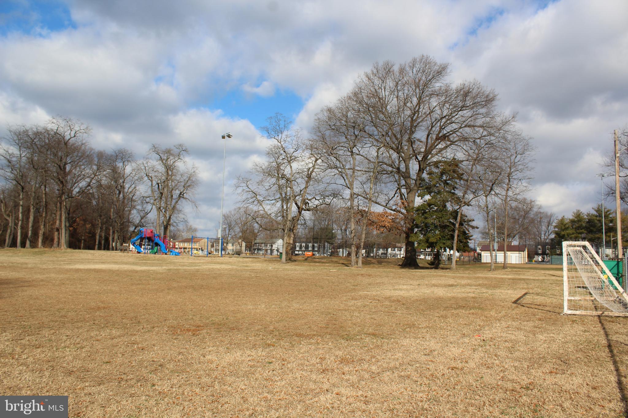 137 Arundel Road Pasadena, MD 21122 - Photo 28 of 32