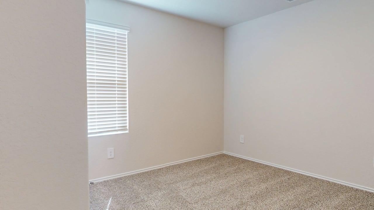 914 Indian Way Seguin, TX 78155 - Photo 10 of 18 an empty room with a window