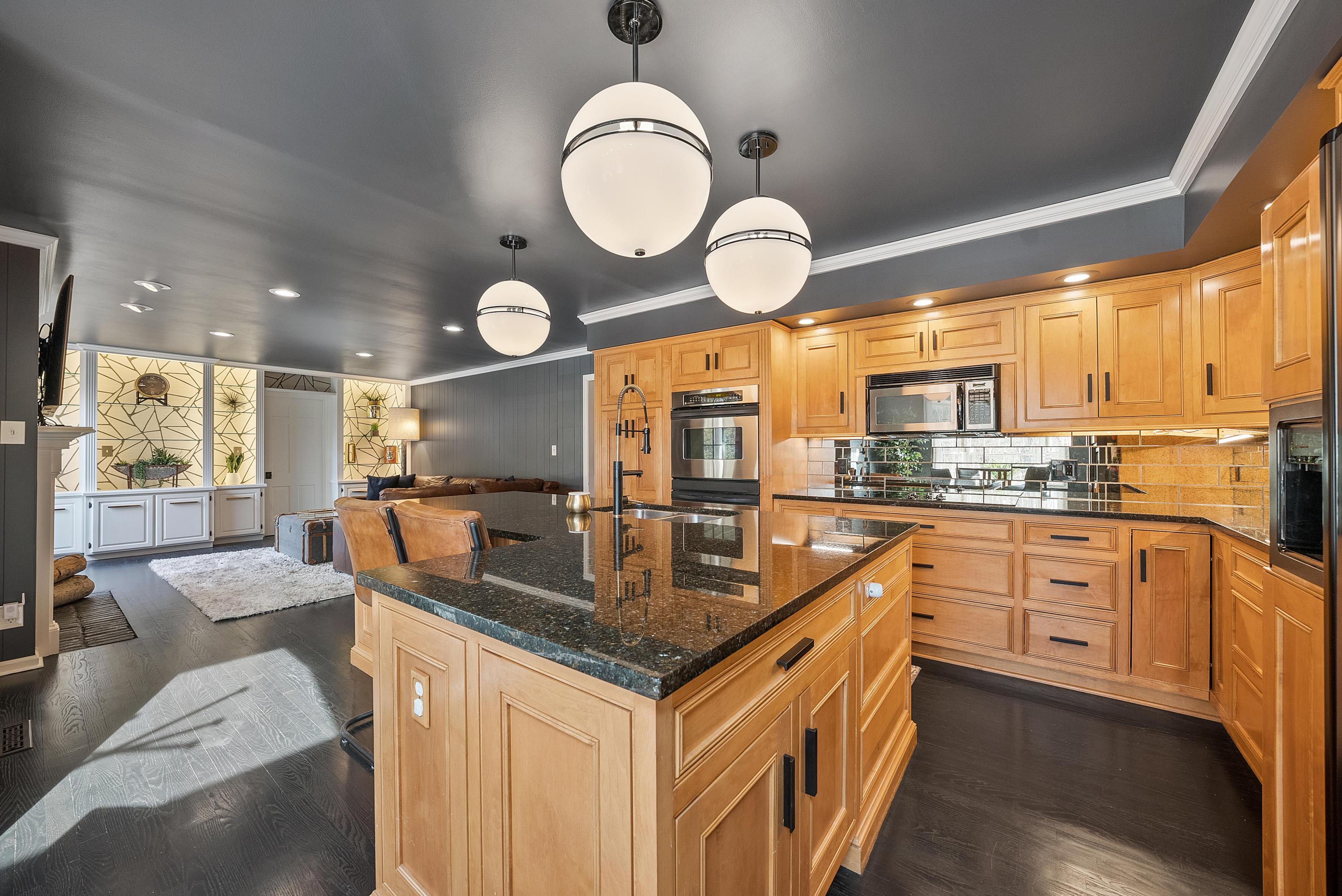 1405 Carriage Road Powell, OH 43065 - Photo 18 of 58 Gallery Image 18