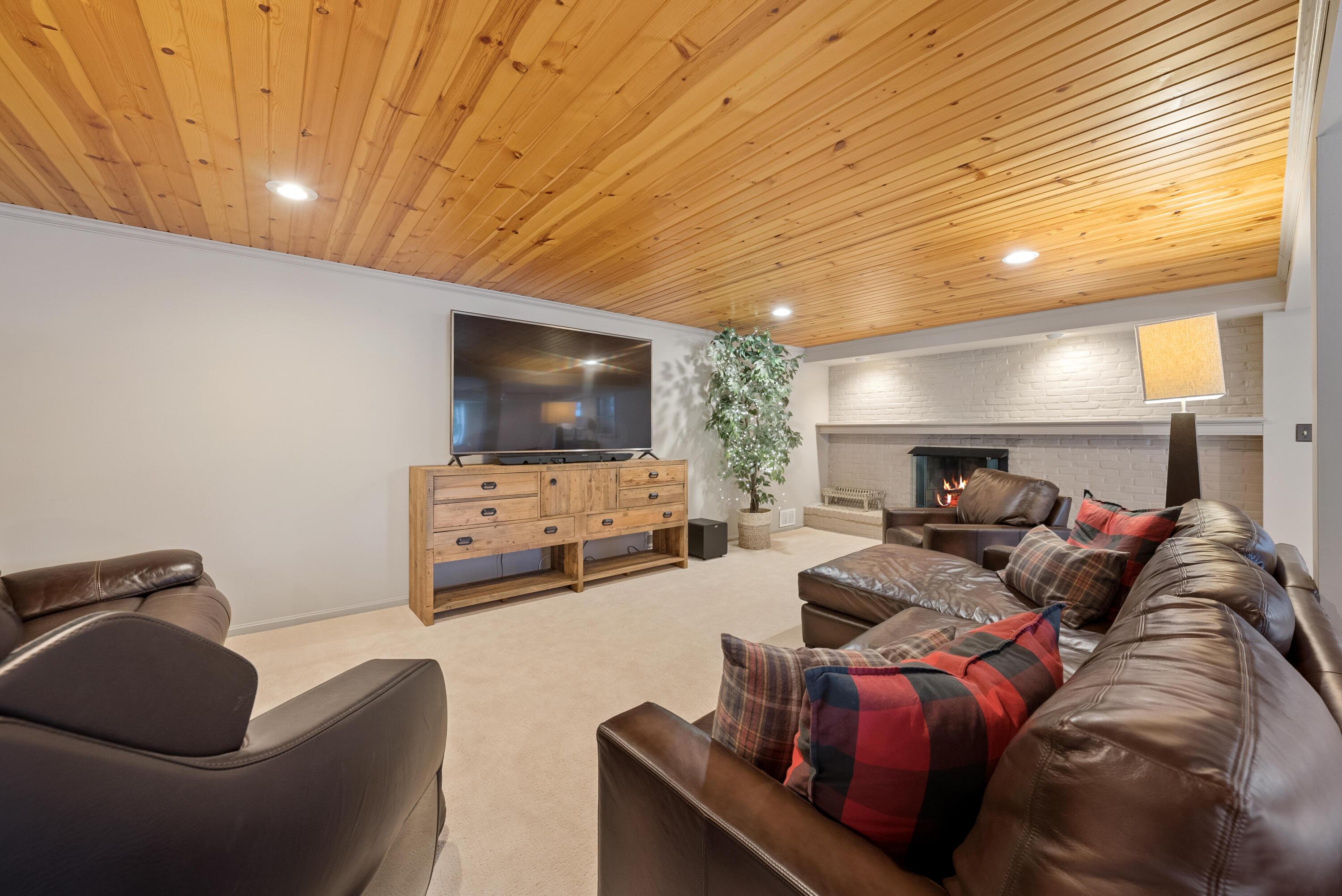 1405 Carriage Road Powell, OH 43065 - Photo 46 of 58 Gallery Image 46