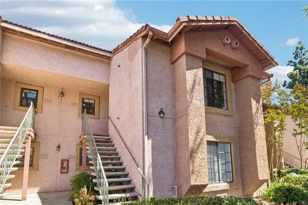 $555,000 | 12059 Alta Carmel Court, Unit 168, San Diego, CA 92128