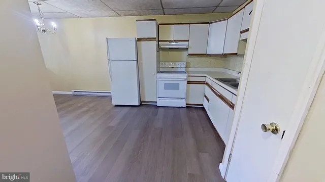 $900 | 44 Water Street, Unit E, Glen Rock, PA 17327